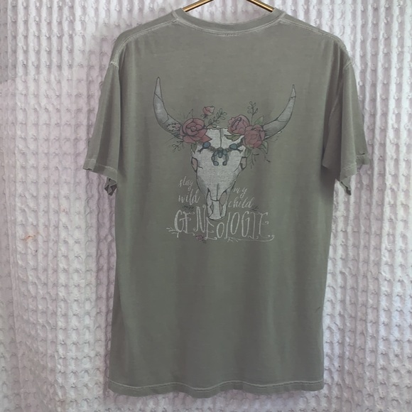 • Geneologie Original Tee With Cow Skull • - Picture 3 of 5